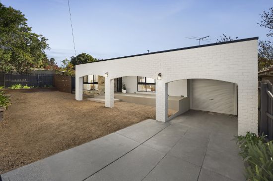40 Blaxland Drive, Sunbury, Vic 3429