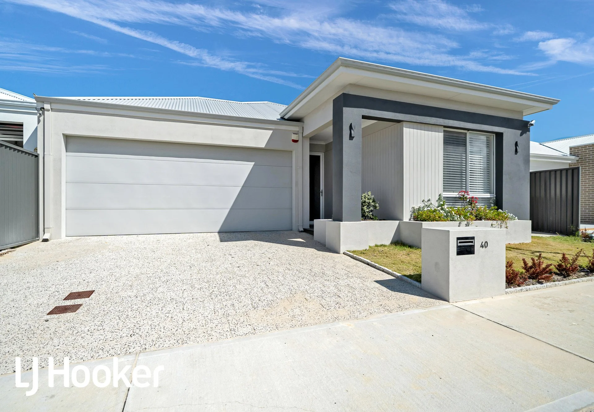40 Casina Way, Jindalee, WA 6036