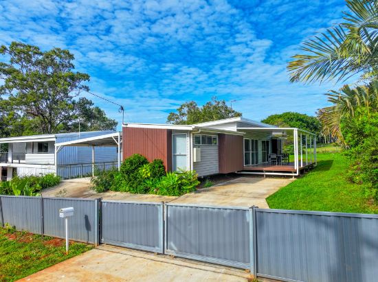 40 Cavendish Street, Russell Island, Qld 4184