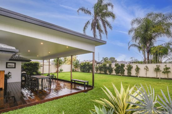 40 Lurnea Crescent, Mountain Creek, Qld 4557