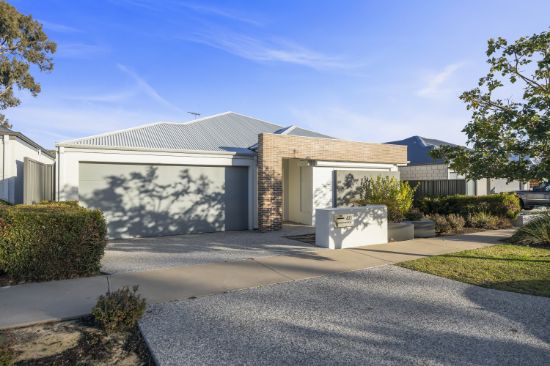 40 Serpentine Dr, South Guildford, WA 6055