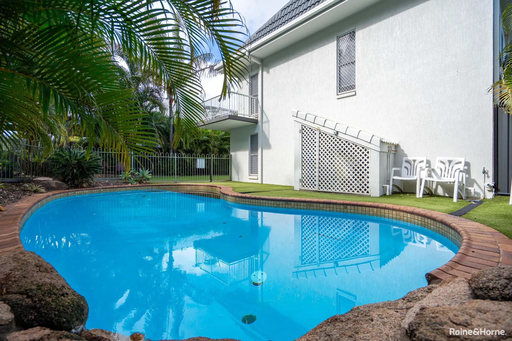 405 Esplanade, Torquay, Qld 4655