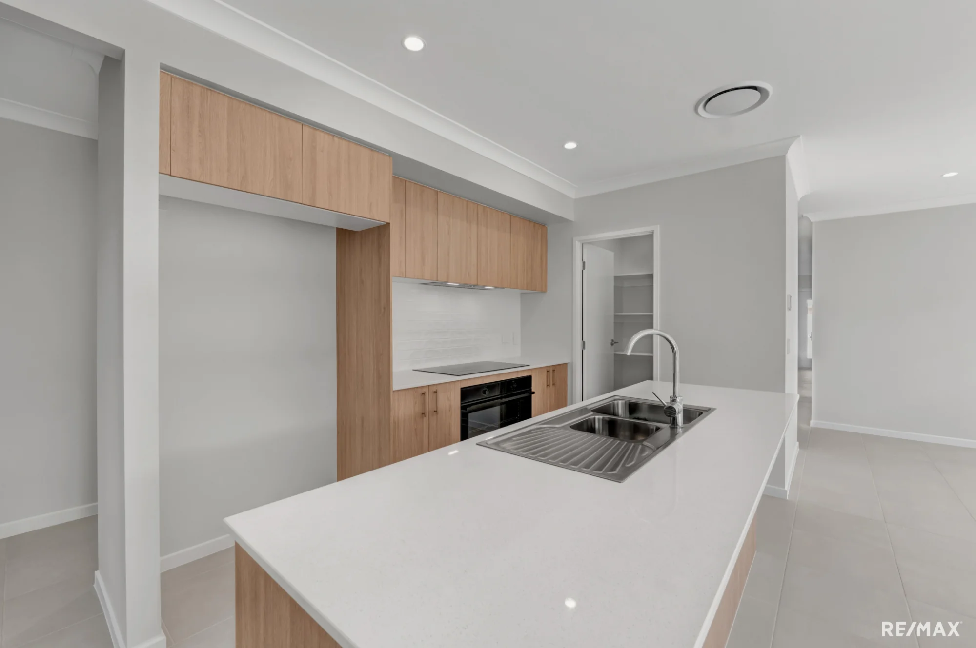 41 Balun Way, Redland Bay, Qld 4165