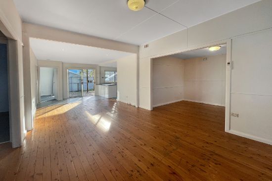 41 Barrenjoey Road, Ettalong Beach, NSW 2257