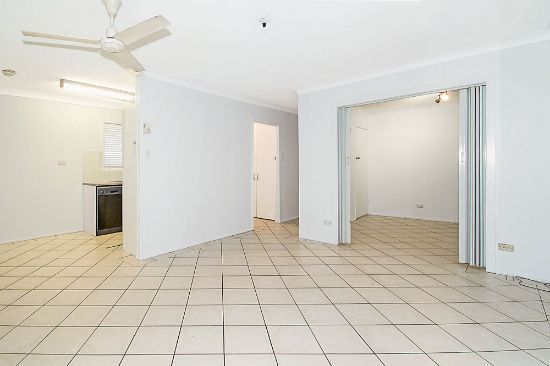 41 Kumbari Avenue, Southport, Qld 4215
