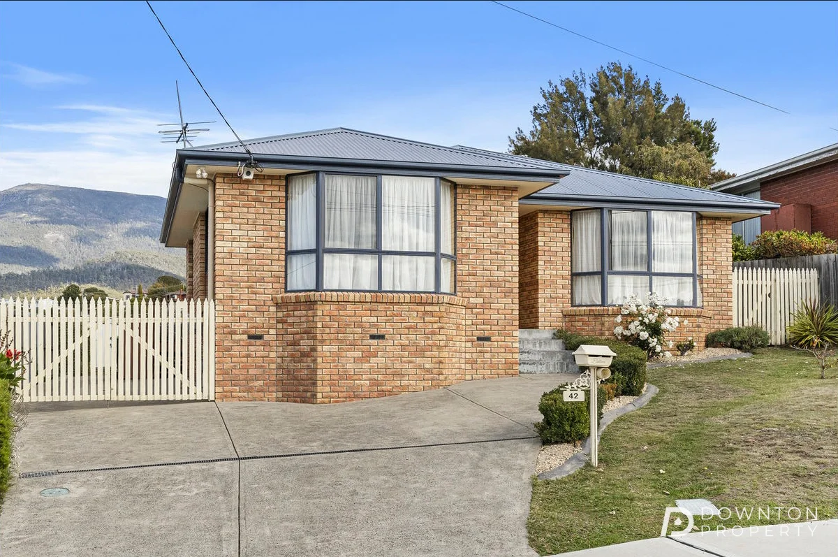 42 Ashbourne Grove, West Moonah, Tas 7009