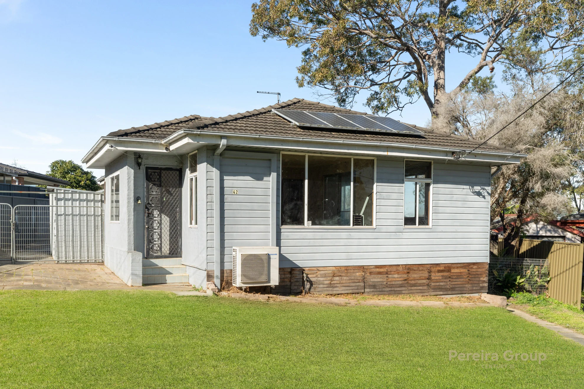 42 Ellis Crescent, Miller, NSW 2168