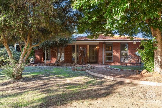 42 Heslop Road, Lesmurdie, WA 6076