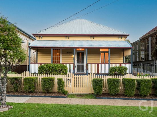 42 Loudon Street, Sandgate, Qld 4017