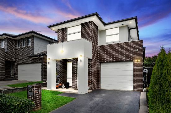 42 Orlagh Circuit, Grantham Farm, NSW 2765