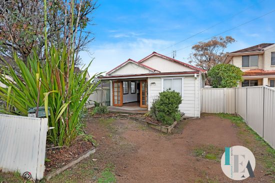 42 Peterborough Avenue, Lake Illawarra, NSW 2528