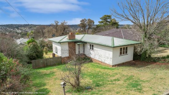 43 & 43B Garibaldi Street, Armidale, NSW 2350