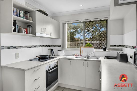 43/45 Blaxland Crescent, Redbank Plains, Qld 4301