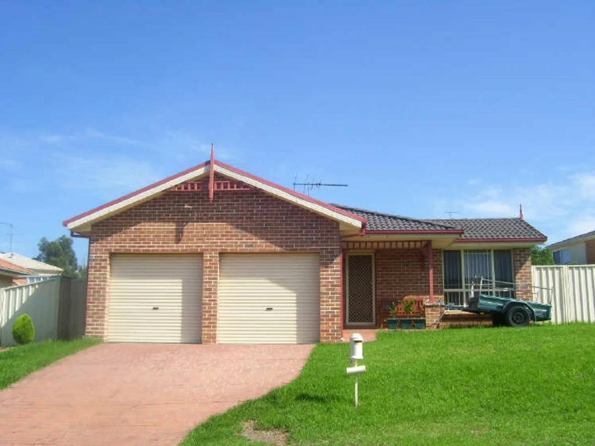 43 Baynton St, St Helens Park, NSW 2560