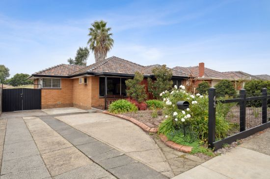 43 Pinewood Drive, Thomastown, Vic 3074