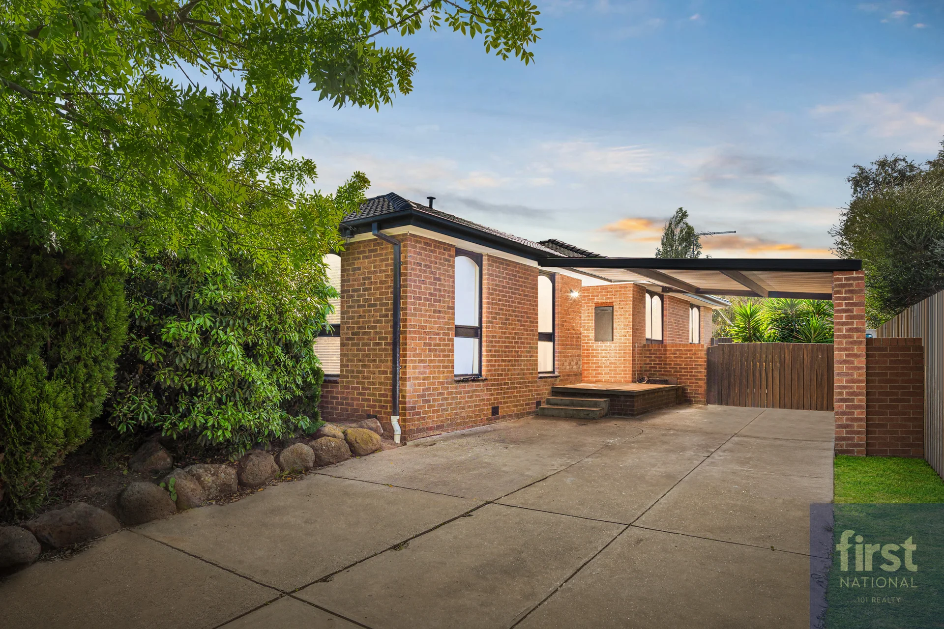 43 Strathmore Crescent, Hoppers Crossing, Vic 3029