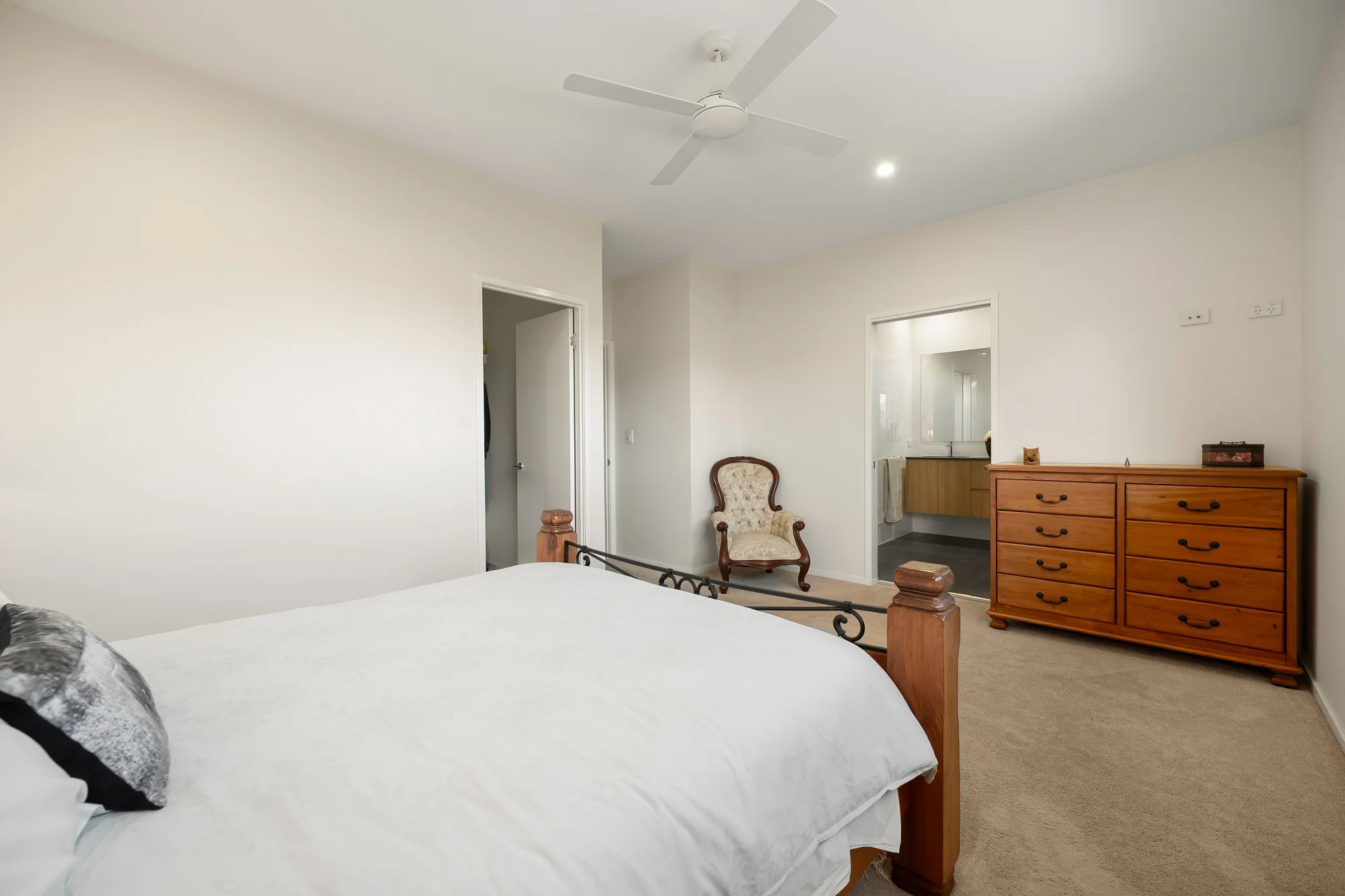 44, Chelmer QLD 4068