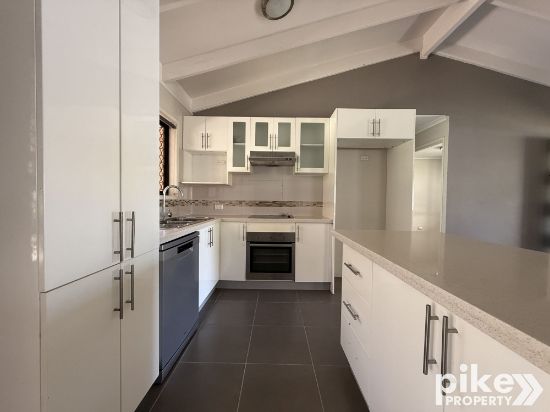 45 Enford Street, Hillcrest, Qld 4118