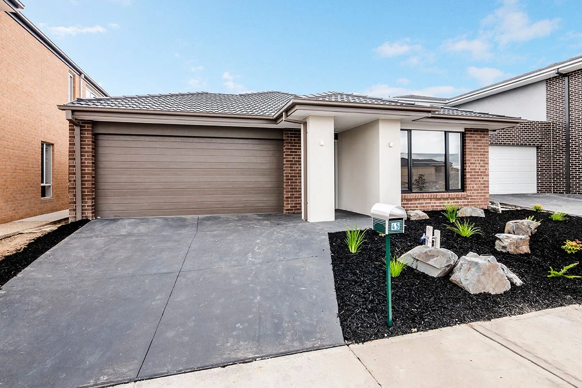 45 Littleshore Crescent, Clyde North VIC 3978
