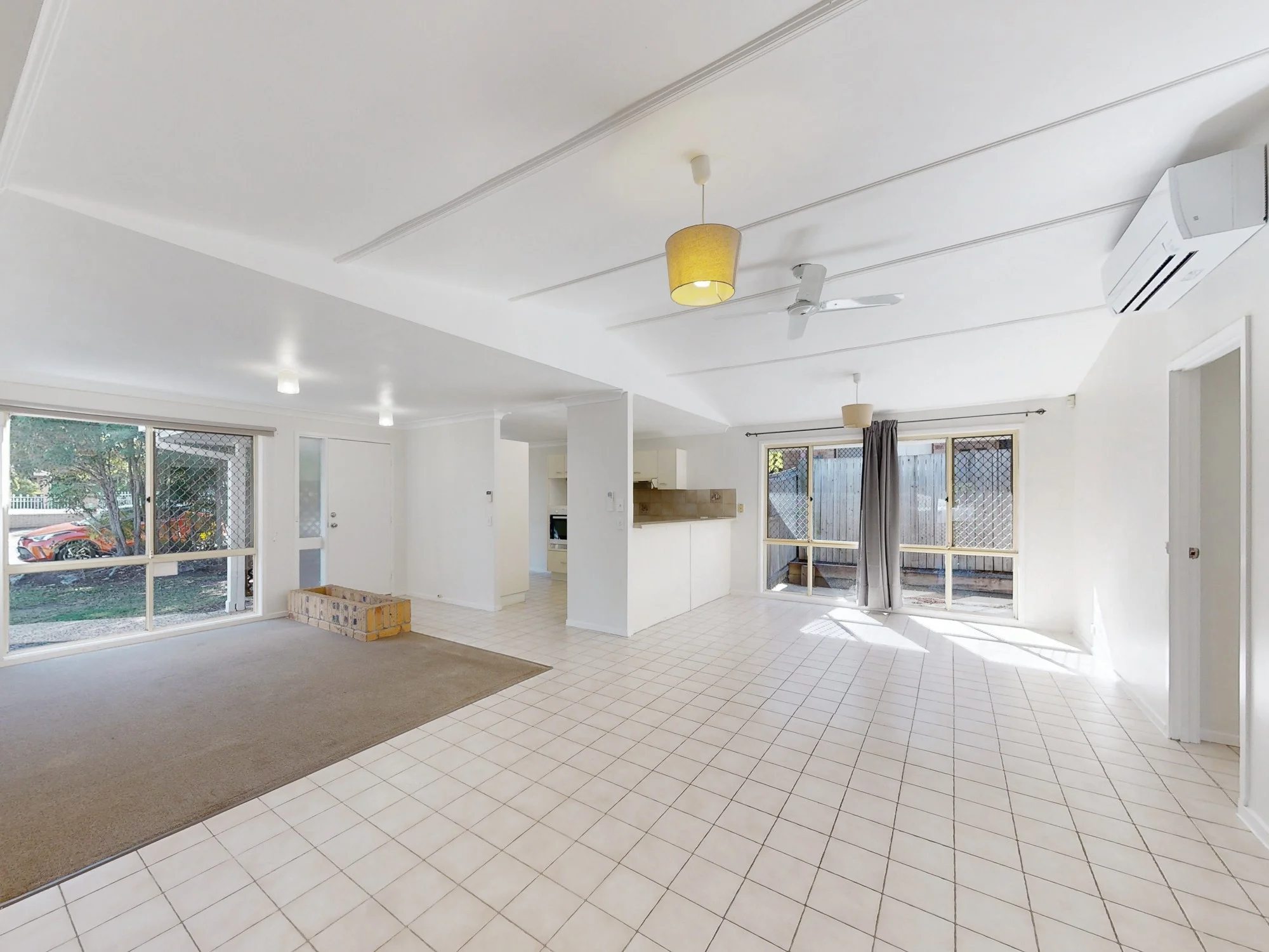453 Warrigal Road, Eight Mile Plains, Qld 4113