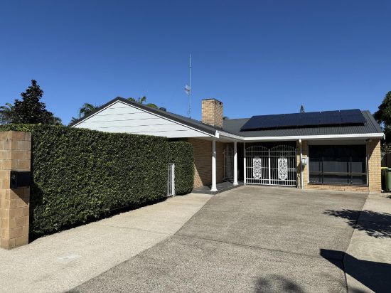 46 K P McGrath Drive, Elanora, Qld 4221