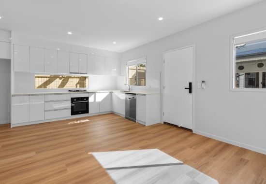 47 Trenton Street, Kenmore, Qld 4069