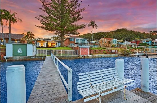 476 Orange Grove Road, Blackwall, NSW 2256