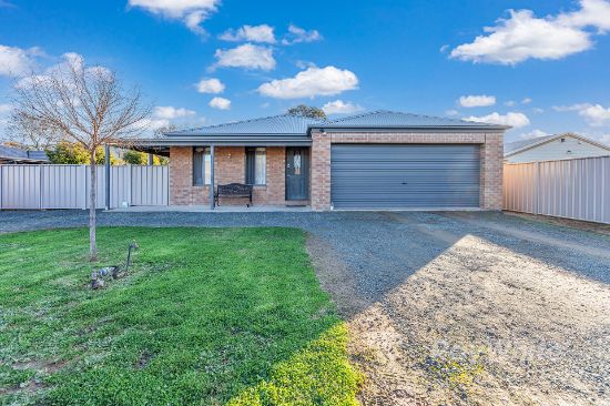 48 Kerford Street, Rochester, Vic 3561