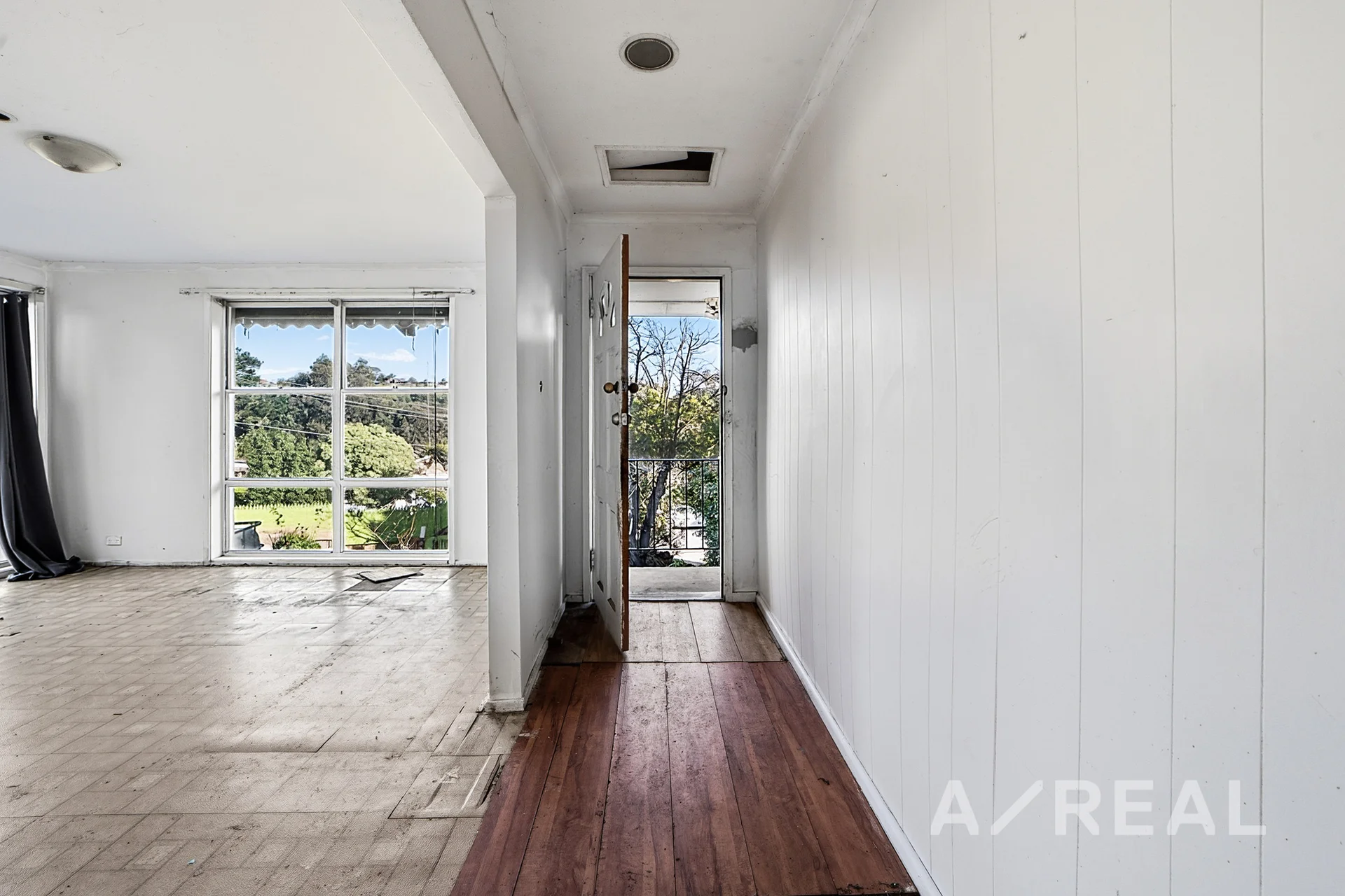 48 Lorraine Crescent, Jacana, Vic 3047