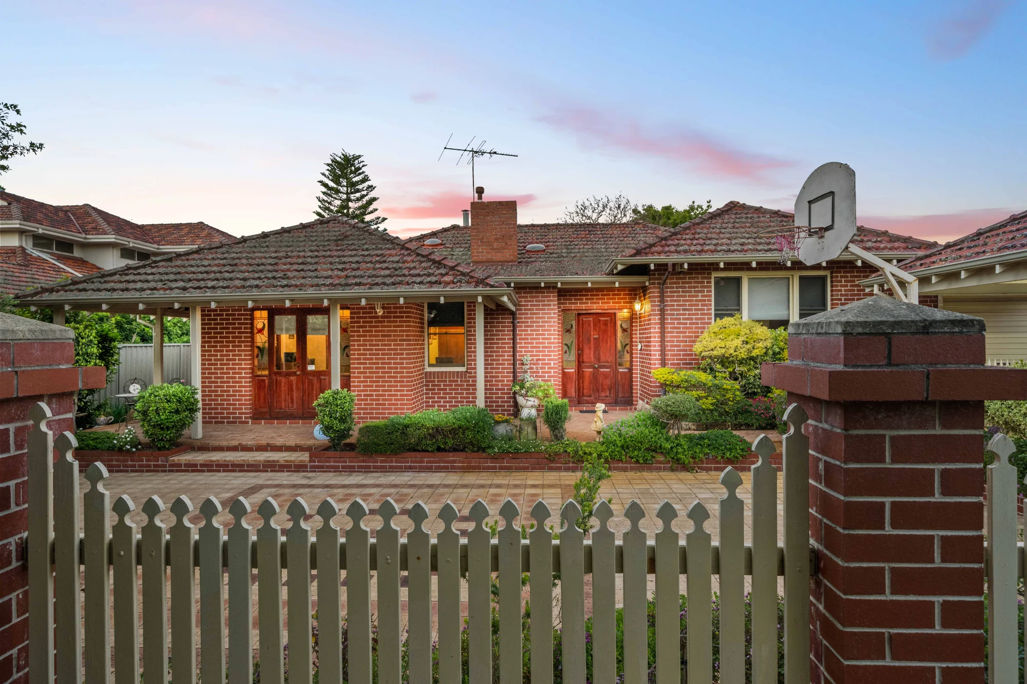 48 Moray Avenue, Floreat, WA 6014