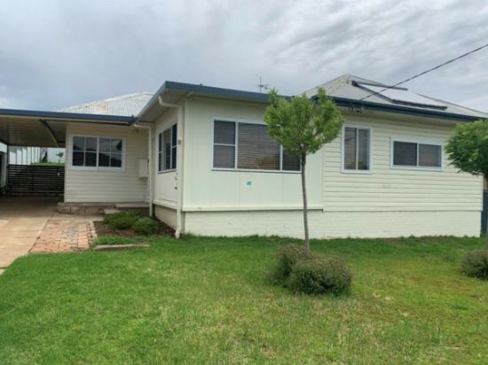49 Phillip Street, West Tamworth, NSW 2340