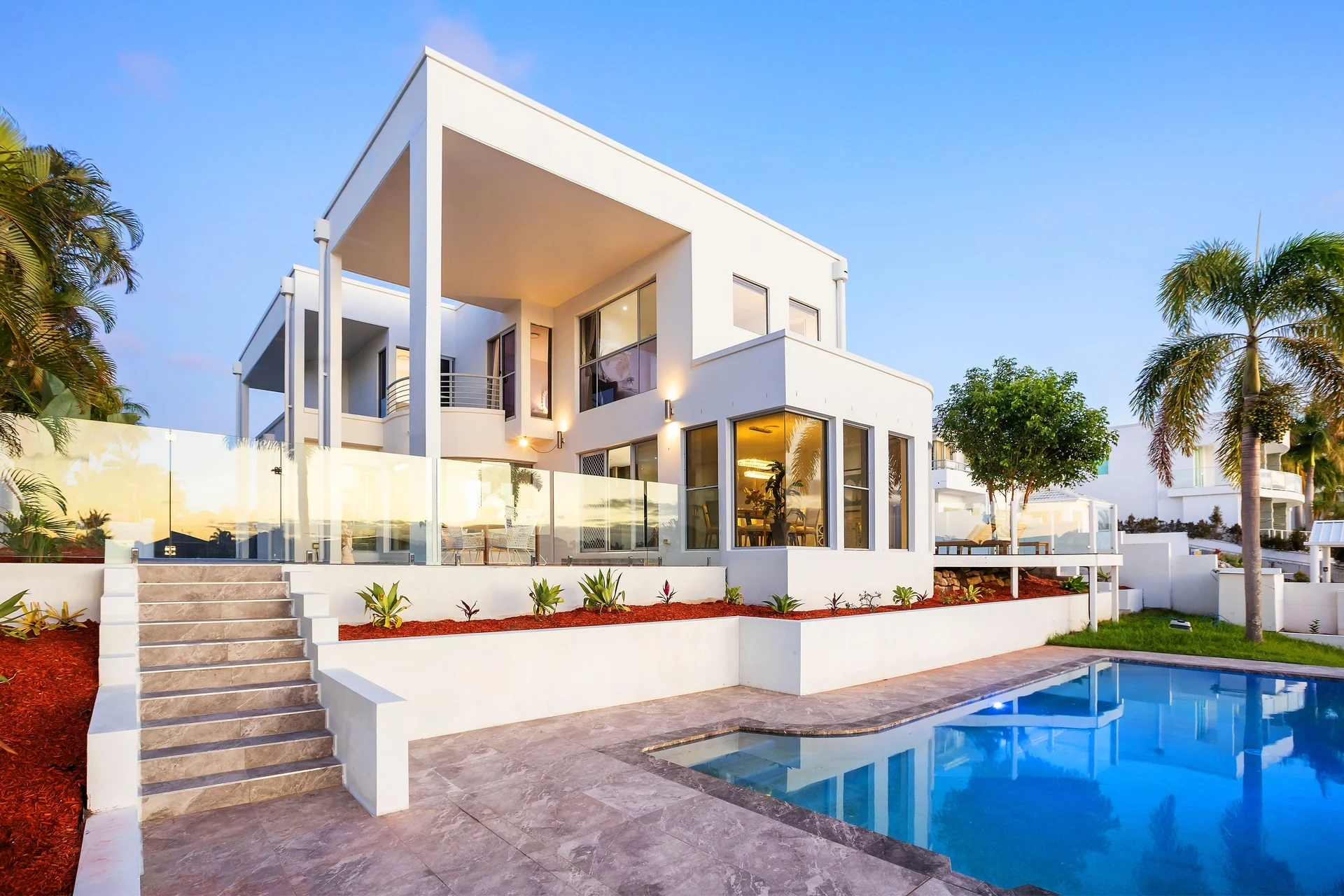 49 Sir Bruce Small Boulevard, Benowa Waters, Qld 4217