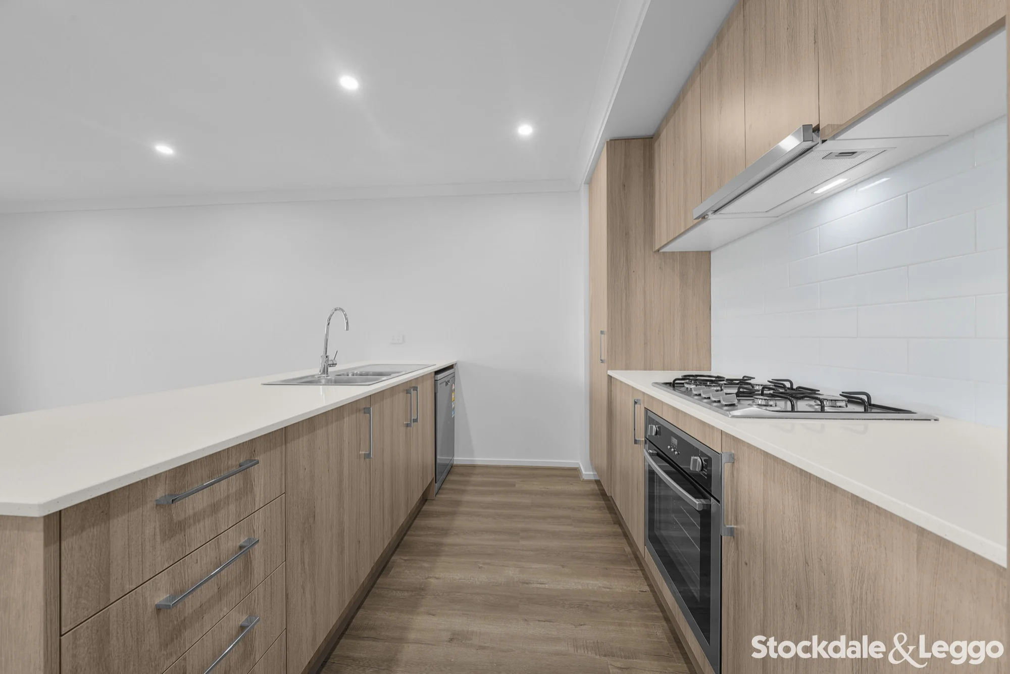 49 Thistle Place, South Morang, Vic 3752