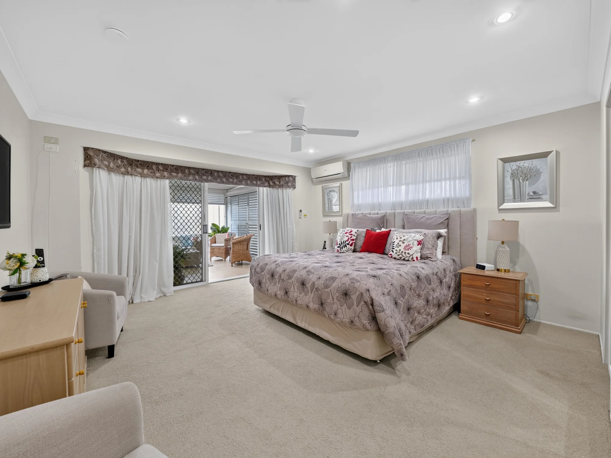 5 Arlington Drive, Arana Hills QLD 4054