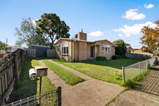 5 Bergen Crescent, Sale, Vic 3850