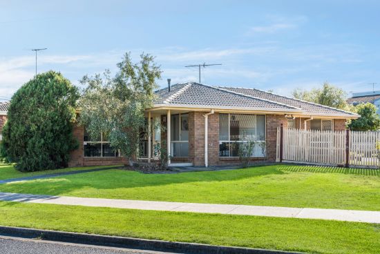 5 Burleigh Drive, Grovedale, Vic 3216