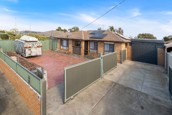 5 Chilwell Court, Meadow Heights, Vic 3048