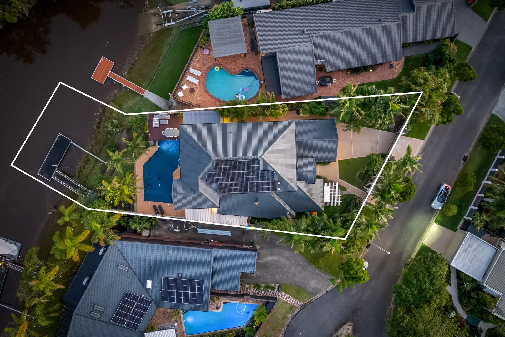 5 Craig Avenue, Carrara, Qld 4211