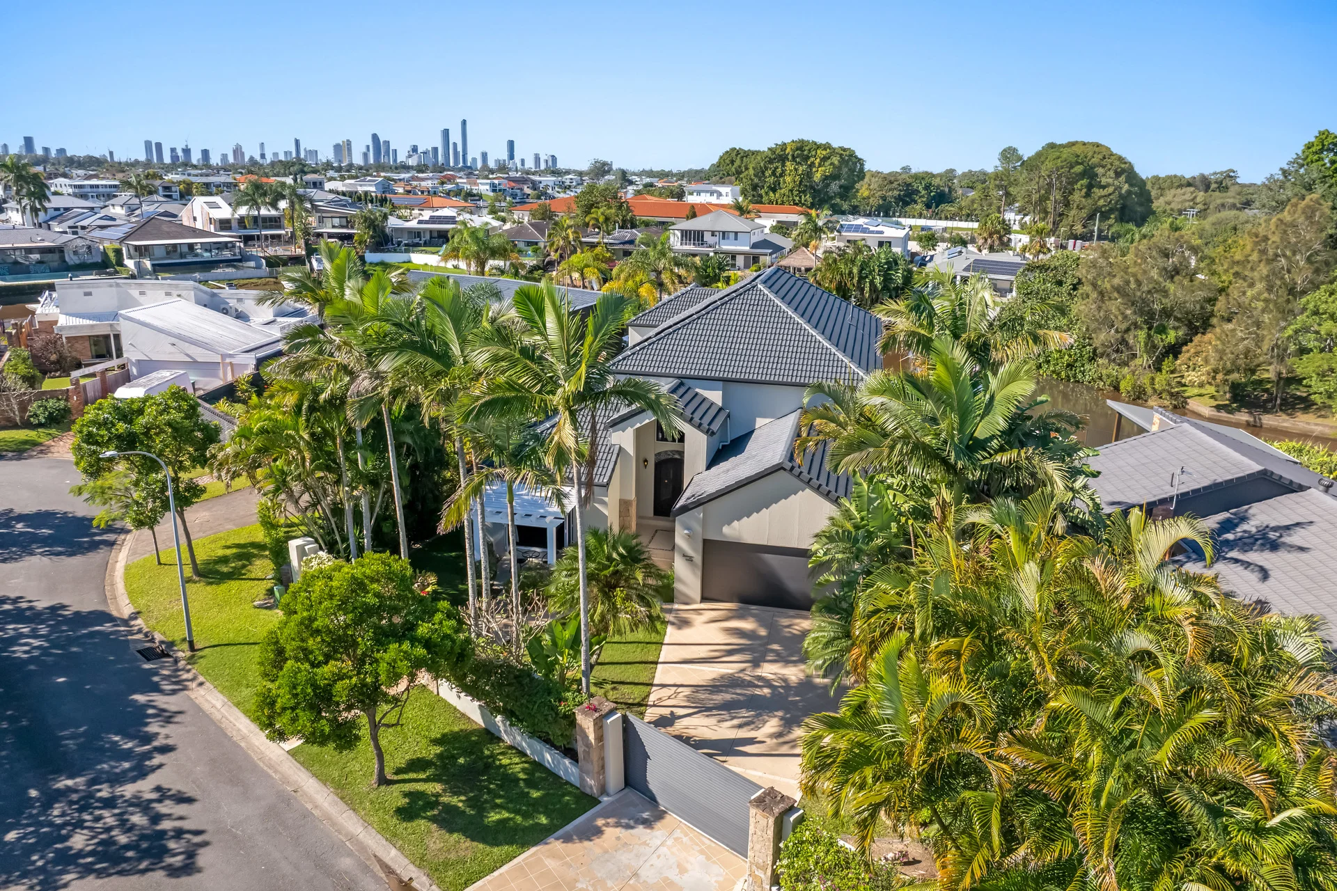 5 Craig Avenue, Carrara, Qld 4211