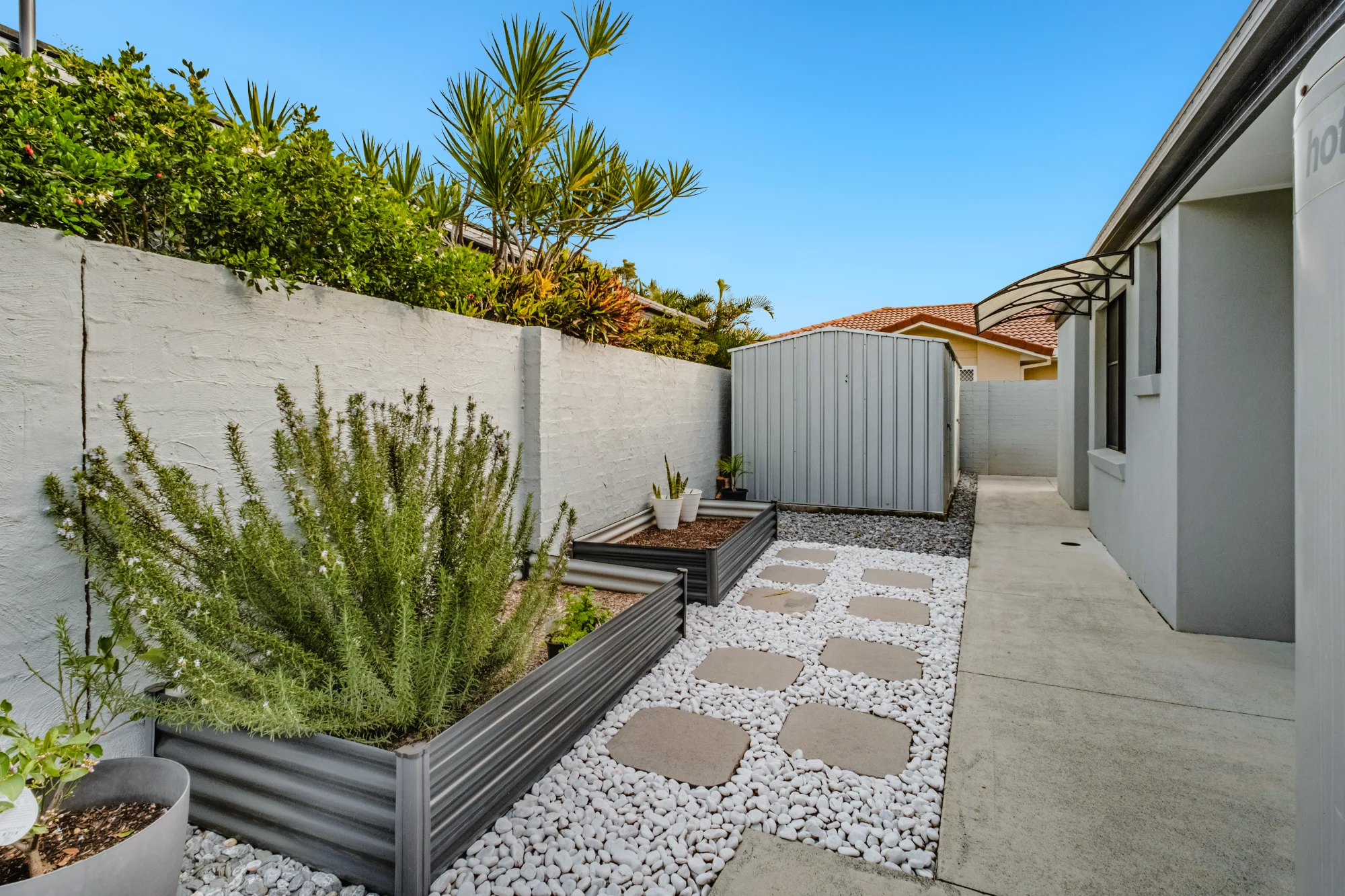 5 Curacao Place, Clear Island Waters, Qld 4226