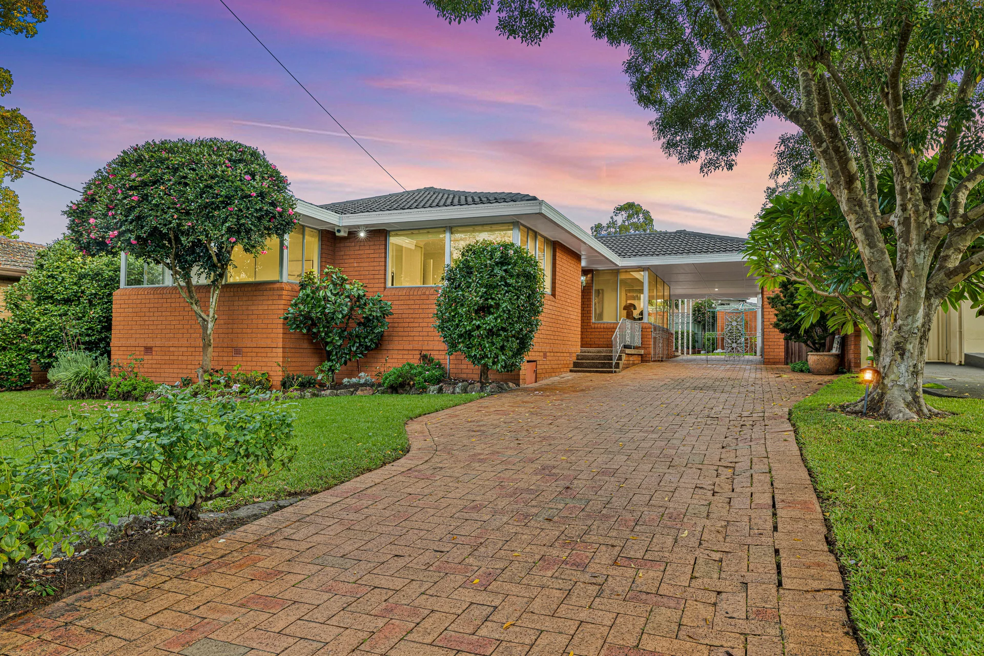 5 Darrambal Avenue, Baulkham Hills, NSW 2153