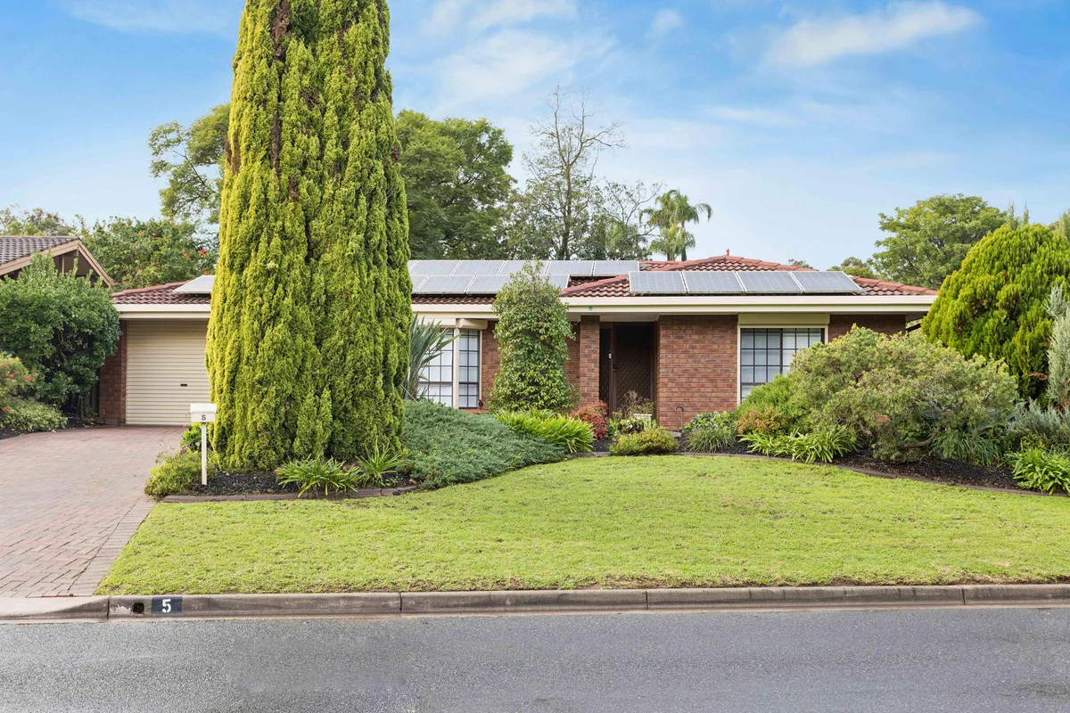 5 De Castella Avenue, Wynn Vale, SA 5127