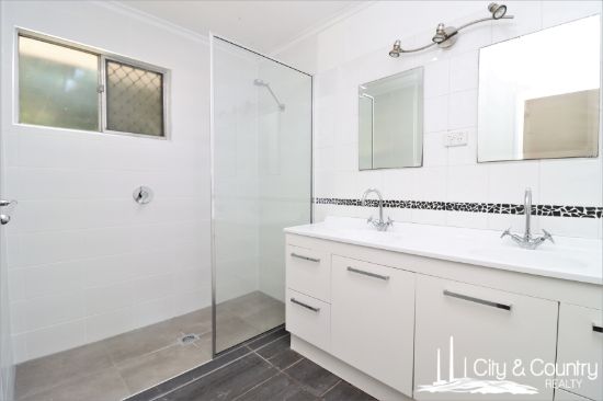 5 Flinders Way, Mount Isa, Qld 4825