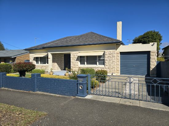 5 Grantley Avenue, Victor Harbor, SA 5211