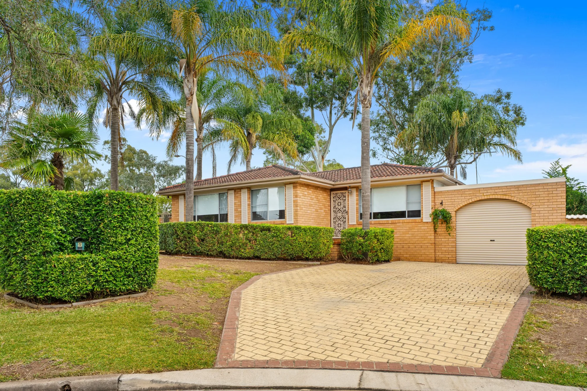 5 John Sulman Place, St Clair NSW 2759