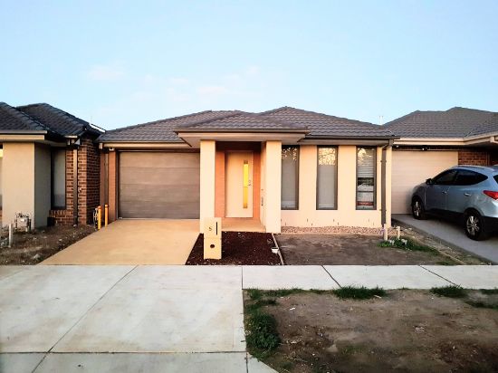 5 Kalbian Drive, Clyde North, Vic 3978