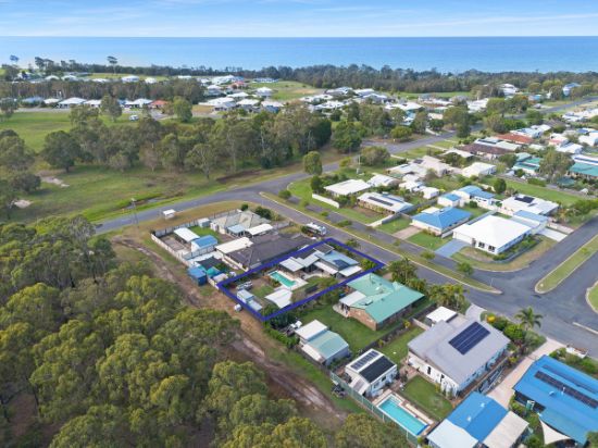 5 Lakeside Drive, Burrum Heads, Qld 4659