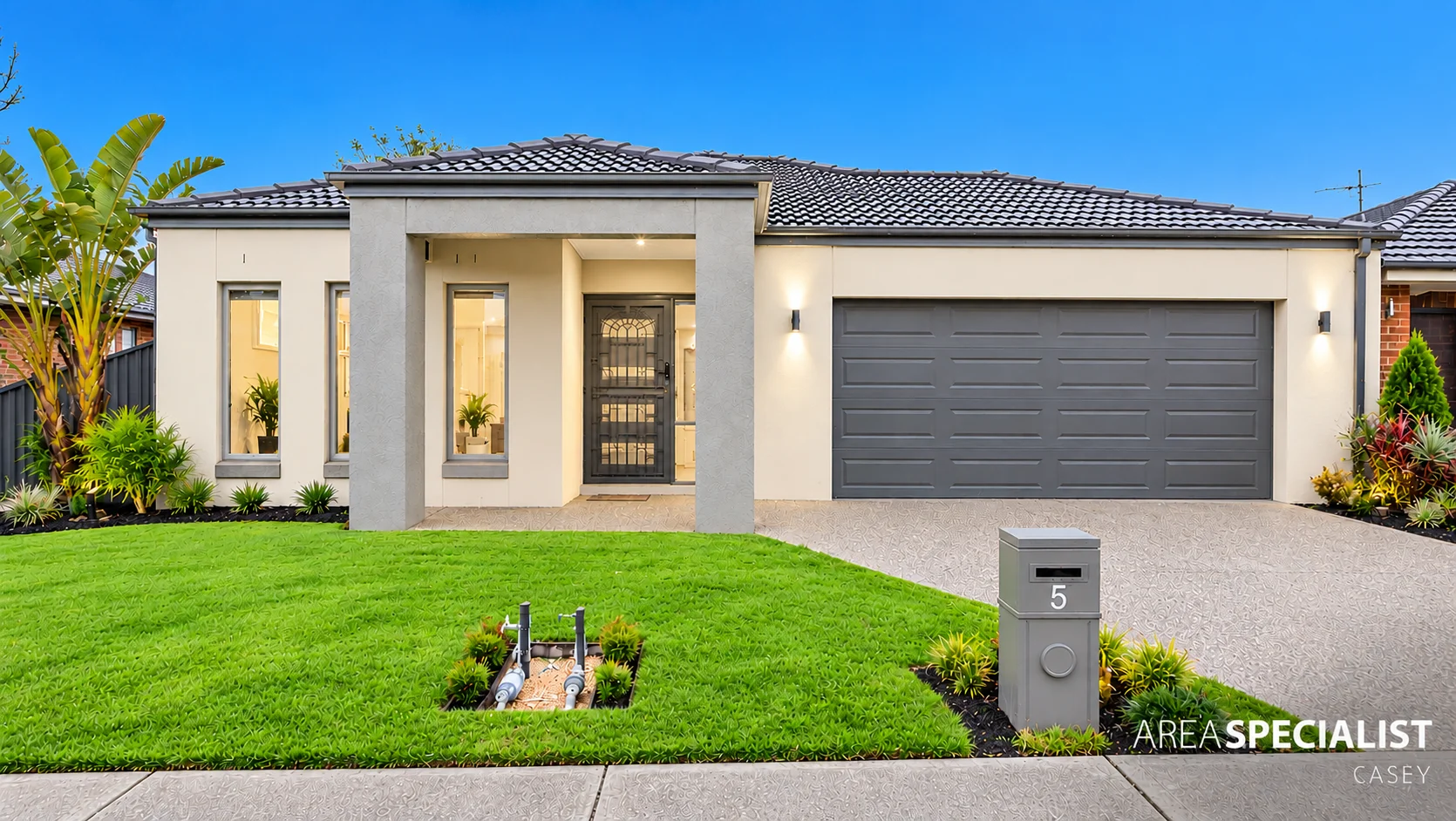 5 McEwan Drive, Cranbourne East, Vic 3977