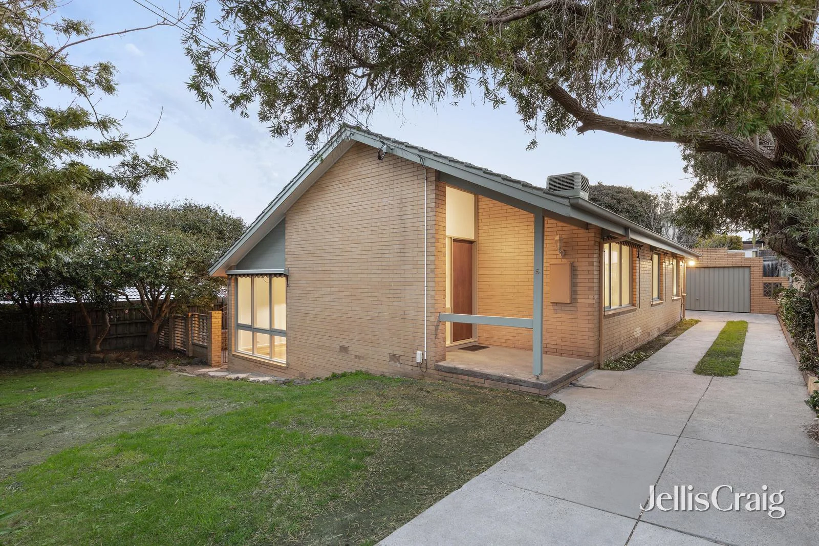5 Monak Place, Yallambie, Vic 3085