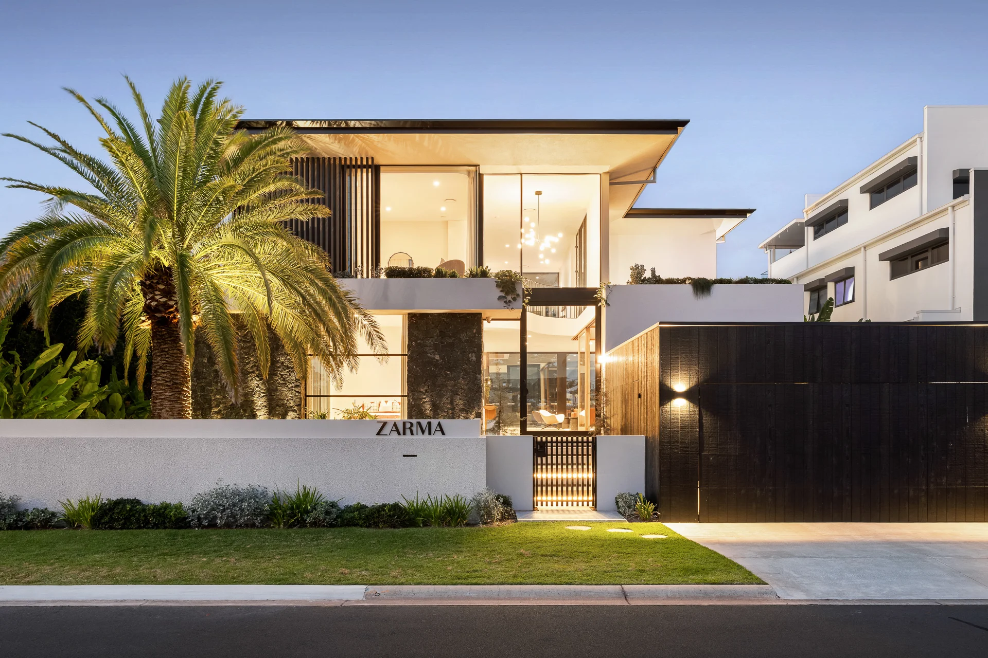 5 Monte Vista Court, Broadbeach Waters, Qld 4218